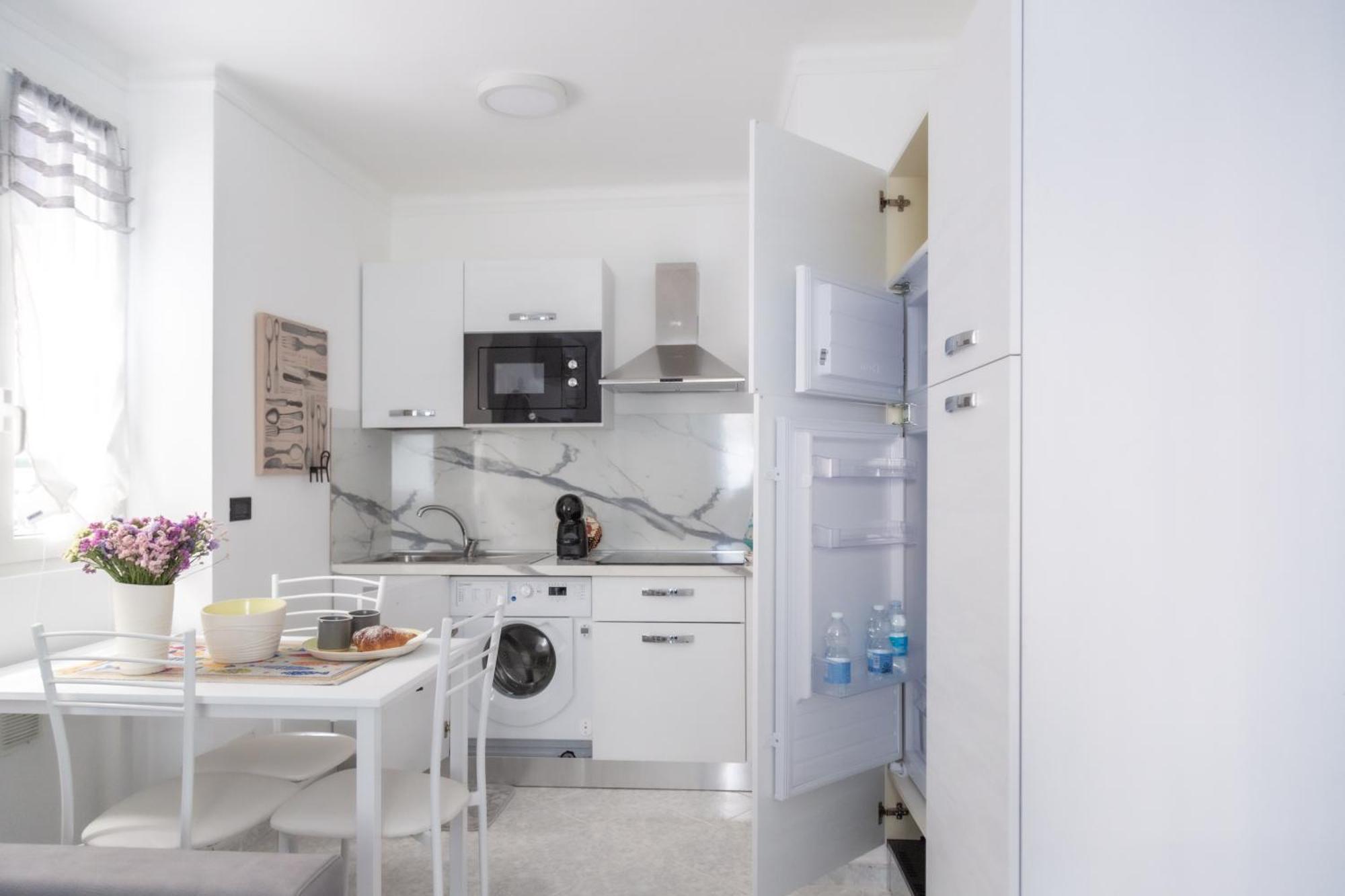 Casa Liri Sanremo -Centrale, Moderna, 5Min Spiaggia, Ariston- Kültér fotó